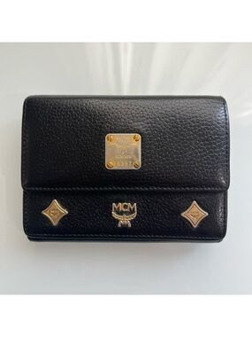 MCM SMALL BLACK LEATHER TRIFOLD WALLET